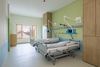 Bunter und größer: Ein Zwei-Bett-Zimmer in der Klinik für Kinder- und Jugendmedizin.